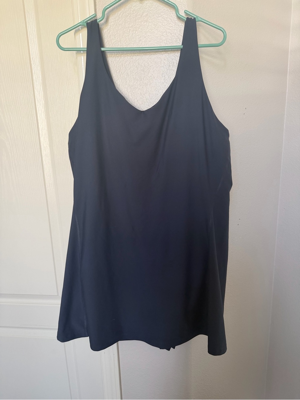 Old Navy Black V-Neck Athletic Dress